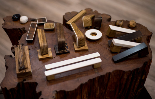 exposición de manillas y herrajes en gros, donostia